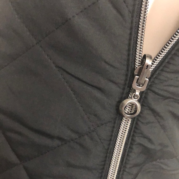 NWOT Reversible Faux Fur Vest - Picture 3 of 6